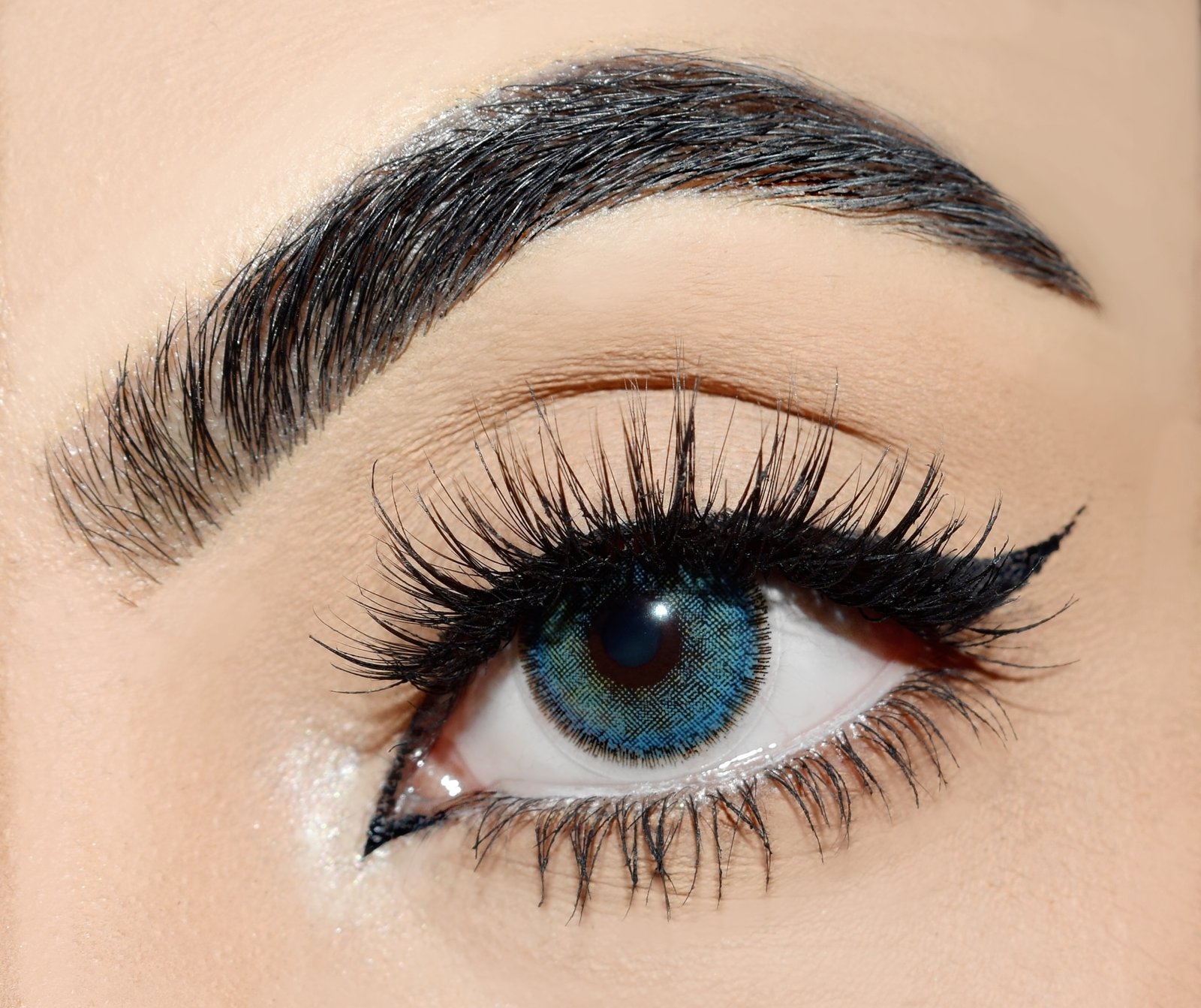 Poppy Blue – Royal Collection (5)